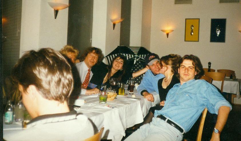 89 HIT FM DAS TEAM