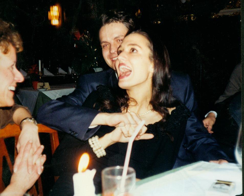 89 HIT FM DAS TEAM